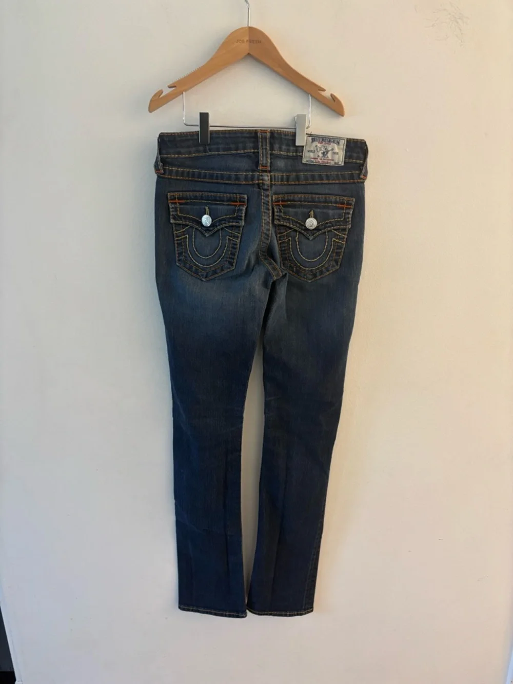True Religion Dark Wash Women’s Jeans - Classic Slim Straight Fit, 27 w, 32 l - Picture 3 of 6